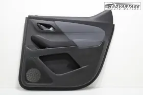 Gm 84824165 2018-2021 Chevrolet Traverse Rear Right Side Door Panel Trim Cover Oem