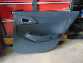 Gm 92264061 2011-2017 Chevrolet Caprice Ppv Passenger Side Rear Door Panel #10368