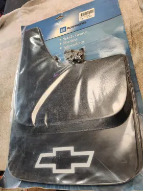 Gm Trucks 12497448 Pair Of 2000 Up Chevy Silvarado Rear Splash Guards 12497748 00-07 Obs With Logo Gm Trucks 12497448 Pair Of 2000 Up Chevy Silvarado Rear Splash Guards 12497748 00-07 Obs With Logo