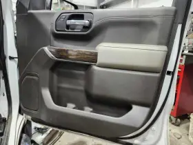 Gm Trucks 84532261 19-22 Gmc Sierra 1500 Crew / Double Cab Front Door Panel Right Side Black Gray Gm Trucks 84532261 19-22 Gmc Sierra 1500 Crew / Double Cab Front Door Panel Right Side Black Gray