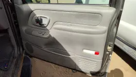 89045044 GM TRUCKS Passenger Right Front Inside Door Panel