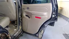 Gmc Truck 205.gm9c04 Yukon 2004 Door Trim Panel Rear 1634281 Gmc Truck 205.gm9c04 Yukon 2004 Door Trim Panel Rear 1634281