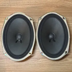 Honda Eas23d906u Rear Lr Door Speakers And Screws Oem Honda Eas23d906u Rear Lr Door Speakers And Screws Oem