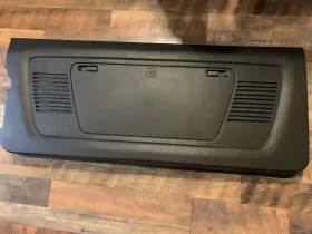 Hummer 00167076 2006 - 2010 H3 Tailgate Liftgate Back Door Lower Trim Cover Panel Oem Hummer 00167076 2006 - 2010 H3 Tailgate Liftgate Back Door Lower Trim Cover Panel Oem