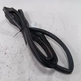 Hyundai 739.hy1n17 Accent On Door Seal Rubber Left Driver Rear Back 2014 2015 2016 201