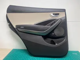 Hyundai 83311-b8010 13-14 Santa Fe Rear Left Side Interior Door Panel Oem