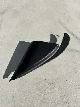 Hyundai 87661k2000 Venue Front Right Passenger Side Door Corner Trim Cover Panel 20-24 Oem