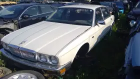 Jaguar 204.ja1r89 Xj6 1989 Front Door Trim Panel 467350 Jaguar 204.ja1r89 Xj6 1989 Front Door Trim Panel 467350