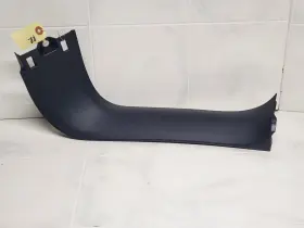 Jeep 1ud11trmaa Cherokee Tailgate Liftgate Right Side Upper Cover Trim Oem 2014 - 2018 Jeep 1ud11trmaa Cherokee Tailgate Liftgate Right Side Upper Cover Trim Oem 2014 - 2018