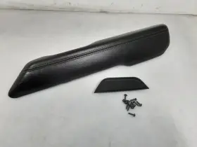 Jeep 204.ch9318 Jl Wrangler Sahara Leather Passenger Front Inner Arm Rest 2018-2021 83419 Jeep 204.ch9318 Jl Wrangler Sahara Leather Passenger Front Inner Arm Rest 2018-2021 83419