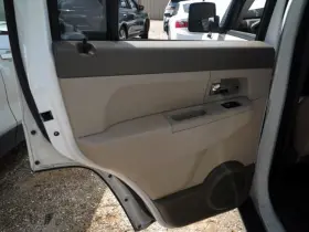 Jeep 205.am8212 Liberty 2012 Door Trim Panel Rear 104854313 Jeep 205.am8212 Liberty 2012 Door Trim Panel Rear 104854313