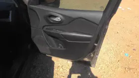 Jeep 205.am8216 Cherokee 2016 Door Trim Panel Rear 1985158