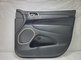 Jeep 5ps442x9aa 2015 Grand Cherokee Door Trim Panel Front Right Passenger Oem 1vj802x9ae Jeep 5ps442x9aa 2015 Grand Cherokee Door Trim Panel Front Right Passenger Oem 1vj802x9ae