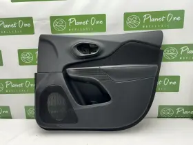 Jeep 68141925ab Oem 2014-2018 Cherokee Front Right Door Interior Trim Panel