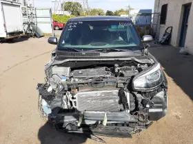 Kia 204.ki1d18 Soul 2018 Front Door Trim Panel 1067371