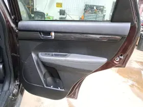 Kia 205.ki1111 2011 Sorento Rh Pass Side Rear Door Interior Trim Panel Black Va