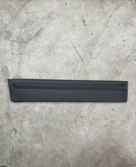 Kia 877342p000 2012 Sorento Rear Right Door Lower Cover Panel Trim Molding Oem Kia 877342p000 2012 Sorento Rear Right Door Lower Cover Panel Trim Molding Oem