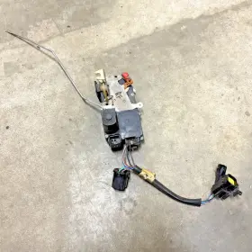 Land Rover Genuine Fqj103250 Range P38 95-99 Front Door Latch Lh Oem Land Rover Genuine Fqj103250 Range P38 95-99 Front Door Latch Lh Oem