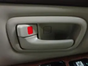 Lexus 229.le1h98 1998 Es300 Interior Door Handle