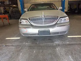 Lincoln 205.fd2u03 Linc-town 2003 Door Trim Panel Rear 1090596 Lincoln 205.fd2u03 Linc-town 2003 Door Trim Panel Rear 1090596