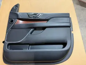 Lincoln Jl7b7823942br3zhe 2020-2021 Navigator Front Right Passenger Interior Door Panel Trim Oem