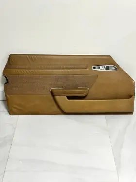 Mercedes A1077203770 72-85 R107 450sl 380sl 350sl Driver Door Panel Palomino Metal Trim Oem