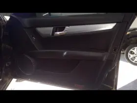 Mercedes-benz 204.mb1b10 C300 2010 Front Door Trim Panel 1549027
