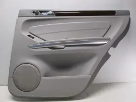 Mercedes-benz 205-06176er 2007-2012 Gl Class Rh Passenger Rear Door Trim Panel Oem Lkq Mercedes-benz 205-06176er 2007-2012 Gl Class Rh Passenger Rear Door Trim Panel Oem Lkq