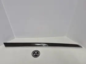 Mercedes-benz 222-730-49-22 14-21 Mercedes-benz S63 Amg Oem Left Drivers Rear Door Carbon Fiber Trim Mercedes-benz 222-730-49-22 14-21 Mercedes-benz S63 Amg Oem Left Drivers Rear Door Carbon Fiber Trim