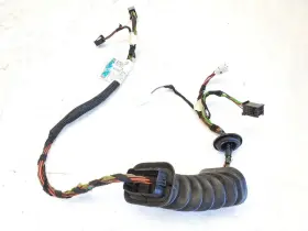 Mercedes-benz A1765401209 2015-2019 X156 Gla250 Front Right Door Wiring Connector - Mercedes-benz A1765401209 2015-2019 X156 Gla250 Front Right Door Wiring Connector -