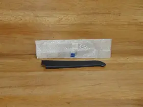Mercedes-benz A6397270771 Front Right Door Card Trim Genuine 639 - Color 9e80 Mercedes-benz A6397270771 Front Right Door Card Trim Genuine 639 - Color 9e80