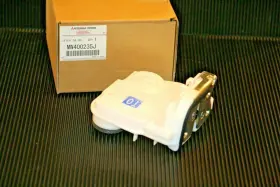 Mitsubishi Mw400235j Genuine Oem Rear Right Hand Door Latch 2016 Outlander Mitsubishi Mw400235j Genuine Oem Rear Right Hand Door Latch 2016 Outlander