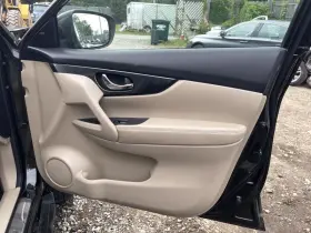 Nissan 204.da1f15 2014-2020 Rogue Right Front Door Trim Panel Tan/black Tc C 151k Sl 55866 Nissan 204.da1f15 2014-2020 Rogue Right Front Door Trim Panel Tan/black Tc C 151k Sl 55866