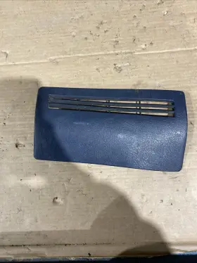 Nissan 299.da1z90 1990-1992 300zx Vg30 Z32 Rear Trunk Vent Cover 84922 30900 3a Nissan 299.da1z90 1990-1992 300zx Vg30 Z32 Rear Trunk Vent Cover 84922 30900 3a