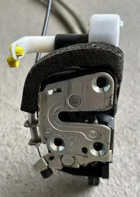 Nissan Ap-80501-1ja0a Quest Genuine Oem Front Left Door Lock Latch Actuator 11-17 Preowned
