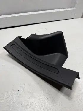 Oem Gx7313244a 2016-2020 Jaguar Xe 2.0 Rear Right Door Sill Panel
