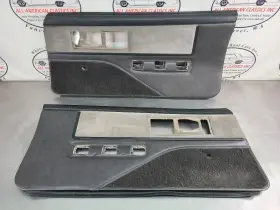Pontiac 204.gm2k84 1984 Firebird Front Door Trim Panel Pair Lh/rh Rug / Vinyl Gray Charcoal