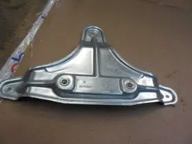 Porsche 7l5839361 03-08 Cayenne Rear Rh Passenger Interior Door Bracket