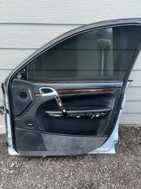 Porsche 95555511203 03-06 Cayenne 955 Turbo Front Right Side Interior Door Panel Black Oem Porsche 95555511203 03-06 Cayenne 955 Turbo Front Right Side Interior Door Panel Black Oem