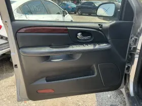 Saab 204.sa1x07 9-7x 2007 Front Door Trim Panel 796170