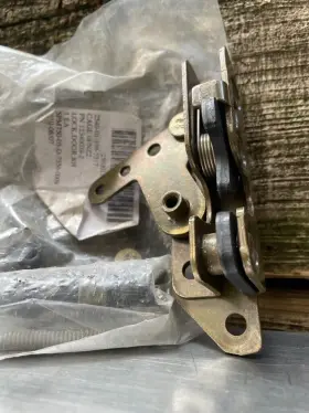 Tacom 12340039-2 Hmmwv M998 Latch Lock Hard Door X Rh 2540-01-196-5317 Tacom 12340039-2 Hmmwv M998 Latch Lock Hard Door X Rh 2540-01-196-5317