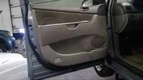 Toyota 204.to1206 Sienna 2006 Front Door Trim Panel 1582111 Toyota 204.to1206 Sienna 2006 Front Door Trim Panel 1582111