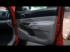 Toyota 204.to1815 Tacoma 2015 Passenger Right Front Door Trim Panel 1660165 Toyota 204.to1815 Tacoma 2015 Passenger Right Front Door Trim Panel 1660165