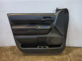 Toyota 204.to1917 2017 Tundra Left Driver Front Door Trim Panel 11517358