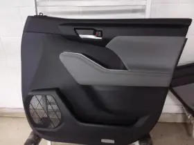 Toyota 204.to1t21 Highlandr 2021 Front Door Trim Panel 916561 Toyota 204.to1t21 Highlandr 2021 Front Door Trim Panel 916561
