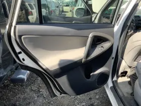 Toyota 205.to1109 Rav 4 2009 Door Trim Panel Rear 1367422