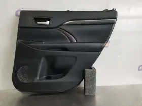 Toyota 205.to1d18 18 2018 Highlander Limited Door Trim Panel Rear Right Passenger Black Toyota 205.to1d18 18 2018 Highlander Limited Door Trim Panel Rear Right Passenger Black