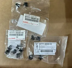 Toyota 67771-36030-co 67771-36030-c0 Oem Genuine Clip For Side Trim Board Lot Of 12