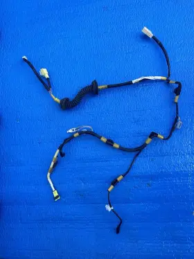 Toyota 82154-35070 2007- 2011 Fj Cruiser Rear Door Left Side Wire Wiring Harness Toyota 82154-35070 2007- 2011 Fj Cruiser Rear Door Left Side Wire Wiring Harness