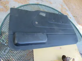 Tracker / Suzuki 2213-010k1 89-98 Geo Sidekick Oem Black Front Right Door Panel
